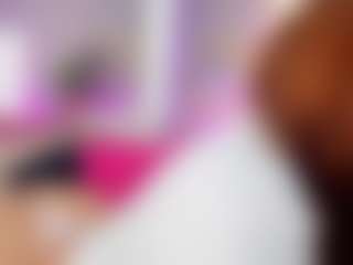 LUNA CHERRY's Live Sex Cam Show