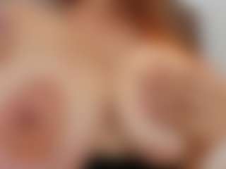 LUNA CHERRY's Live Sex Cam Show