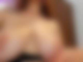 LUNA CHERRY's Live Sex Cam Show