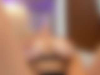LUNA CHERRY's Live Sex Cam Show