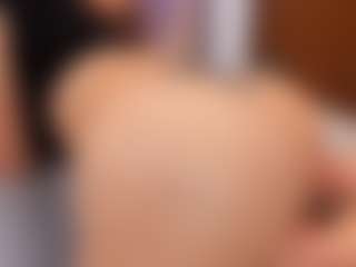 LUNA CHERRY's Live Sex Cam Show