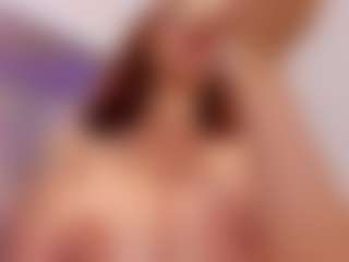 LUNA CHERRY's Live Sex Cam Show