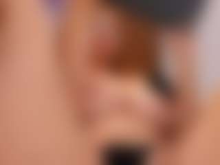 LUNA CHERRY's Live Sex Cam Show