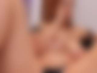 LUNA CHERRY's Live Sex Cam Show
