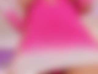 LUNA CHERRY's Live Sex Cam Show