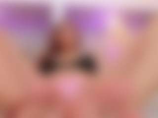 LUNA CHERRY's Live Sex Cam Show