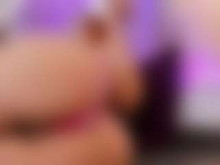LUNA CHERRY's Live Sex Cam Show