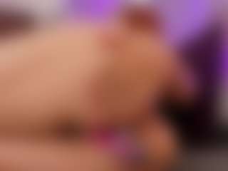 LUNA CHERRY's Live Sex Cam Show
