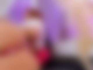 LUNA CHERRY's Live Sex Cam Show