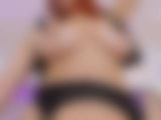 LUNA CHERRY's Live Sex Cam Show