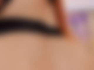 LUNA CHERRY's Live Sex Cam Show
