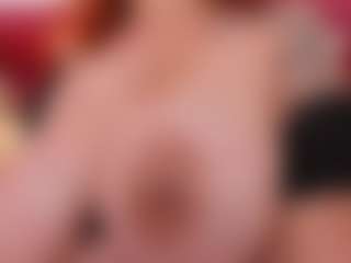 LUNA CHERRY's Live Sex Cam Show