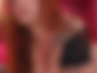 LUNA CHERRY's Live Sex Cam Show