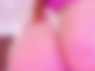 LUNA CHERRY's Live Sex Cam Show