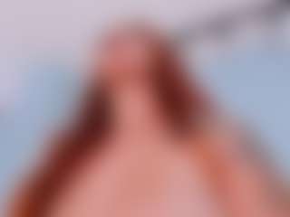 LUNA CHERRY's Live Sex Cam Show