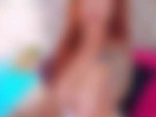 LUNA CHERRY's Live Sex Cam Show