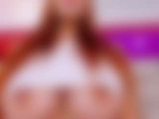 LUNA CHERRY's Live Sex Cam Show