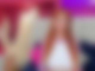 LUNA CHERRY's Live Sex Cam Show