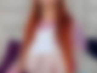 LUNA CHERRY's Live Sex Cam Show