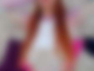 LUNA CHERRY's Live Sex Cam Show