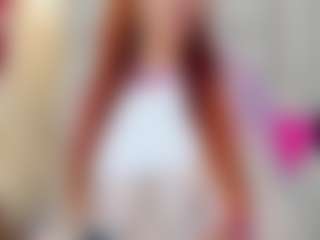 LUNA CHERRY's Live Sex Cam Show