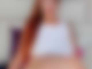 LUNA CHERRY's Live Sex Cam Show