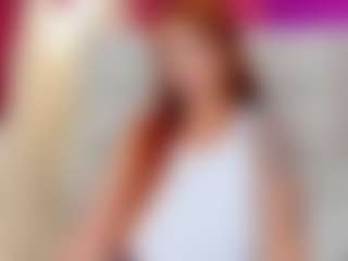 LUNA CHERRY's Live Sex Cam Show