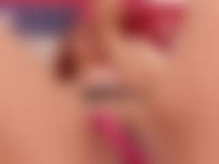 Live cam show with AriaRusso - Twerk on Free Soda