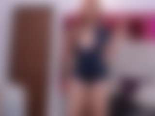 AriaRusso's Live Sex Cam Show