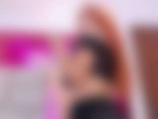 Live cam show with AriaRusso - Brown Eyes on Gym Cam Girls