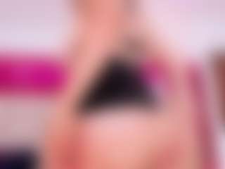 Live cam show with AriaRusso - Roll on Camversity