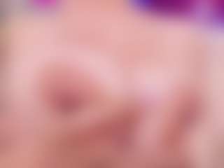Live cam show with AriaRusso - Red Hair Amateur on Camsoda
