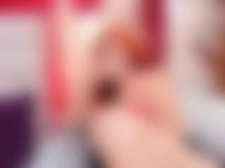 Live cam show with AriaRusso - Bedroom on Camsoda Late Night