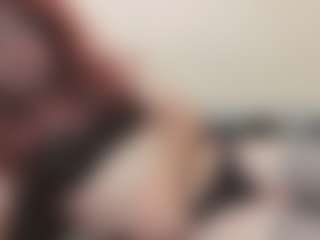 Live cam show with BigenderMaiden - Average on Camsoda