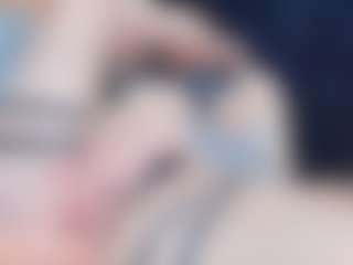 Live cam show with EdaBonne - Living Room on fapnchat