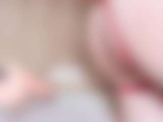 Live cam show with EdaBonne - Small Ass on CamClone