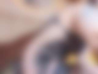 Live cam show with EdaBonne - Small Ass on AdultVida.com