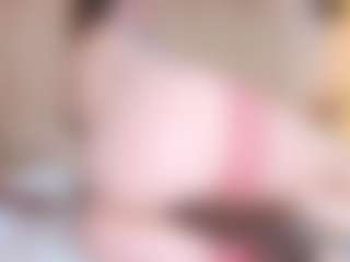 Live cam show with EdaBonne - Smoking on liverealitysex.com