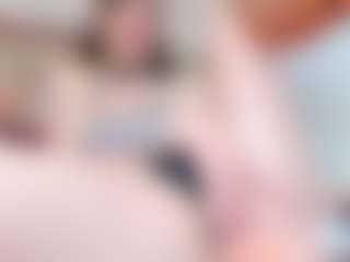 Live cam show with EdaBonne - Living Room on sexylive.show