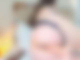 Live cam show with EdaBonne - Bedroom on sexylive.show