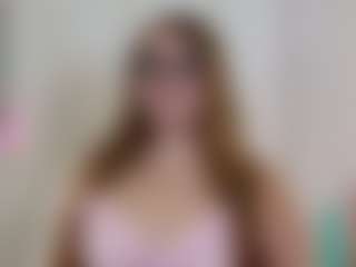 Emily-hilton11's Live Sex Cam Show