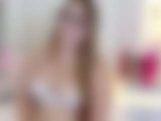 Live cam show with Emily-hilton11 - Thong on SpunkLive