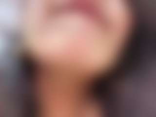 Marcela-Toca MILF webcam performer live streaming