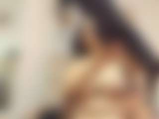 Marcela-Toca MILF webcam performer live streaming