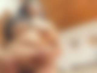 Live cam show with Marcela-Toca - Average on Camiplay Live