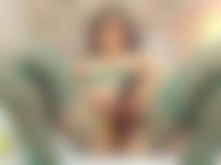Live cam show with Marcela-Toca - Average on Mixed Magazine Live