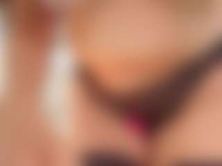 Live cam show with Marcela-Toca - Middle Aged on Camsoda