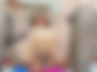Rachele-x's Live Sex Cam Show
