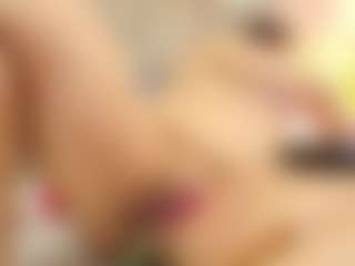 Rachele-x's Live Sex Cam Show