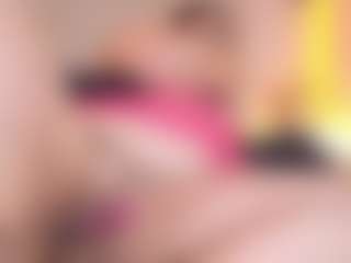 Rachele-x's Live Sex Cam Show